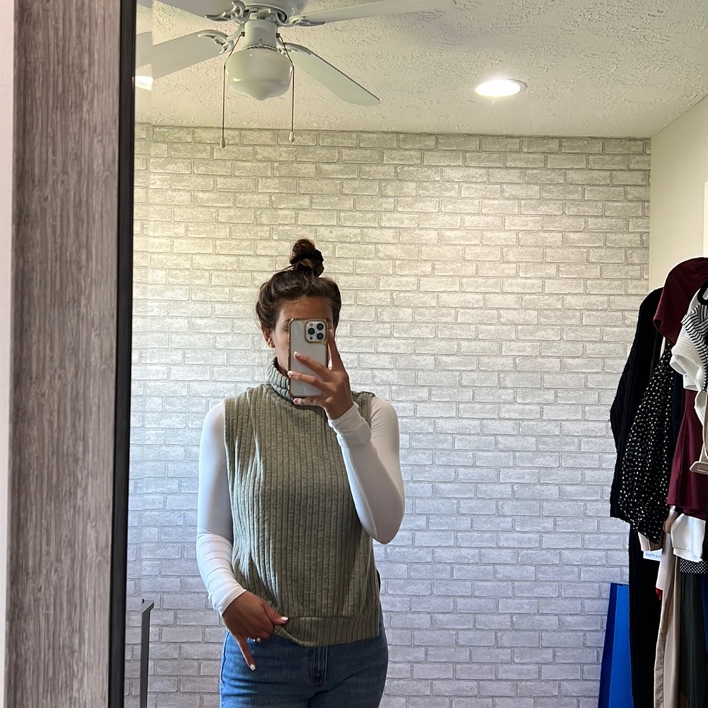 Sweater tank